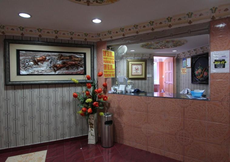 New Wave Hotel Sdn Bhd - Medan Batu-grotten Buitenkant foto