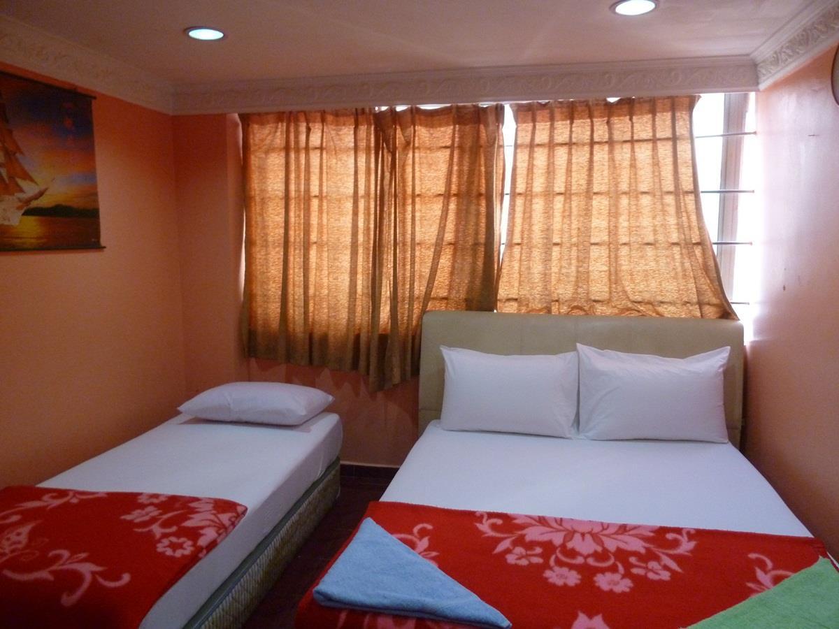 New Wave Hotel Sdn Bhd - Medan Batu-grotten Buitenkant foto